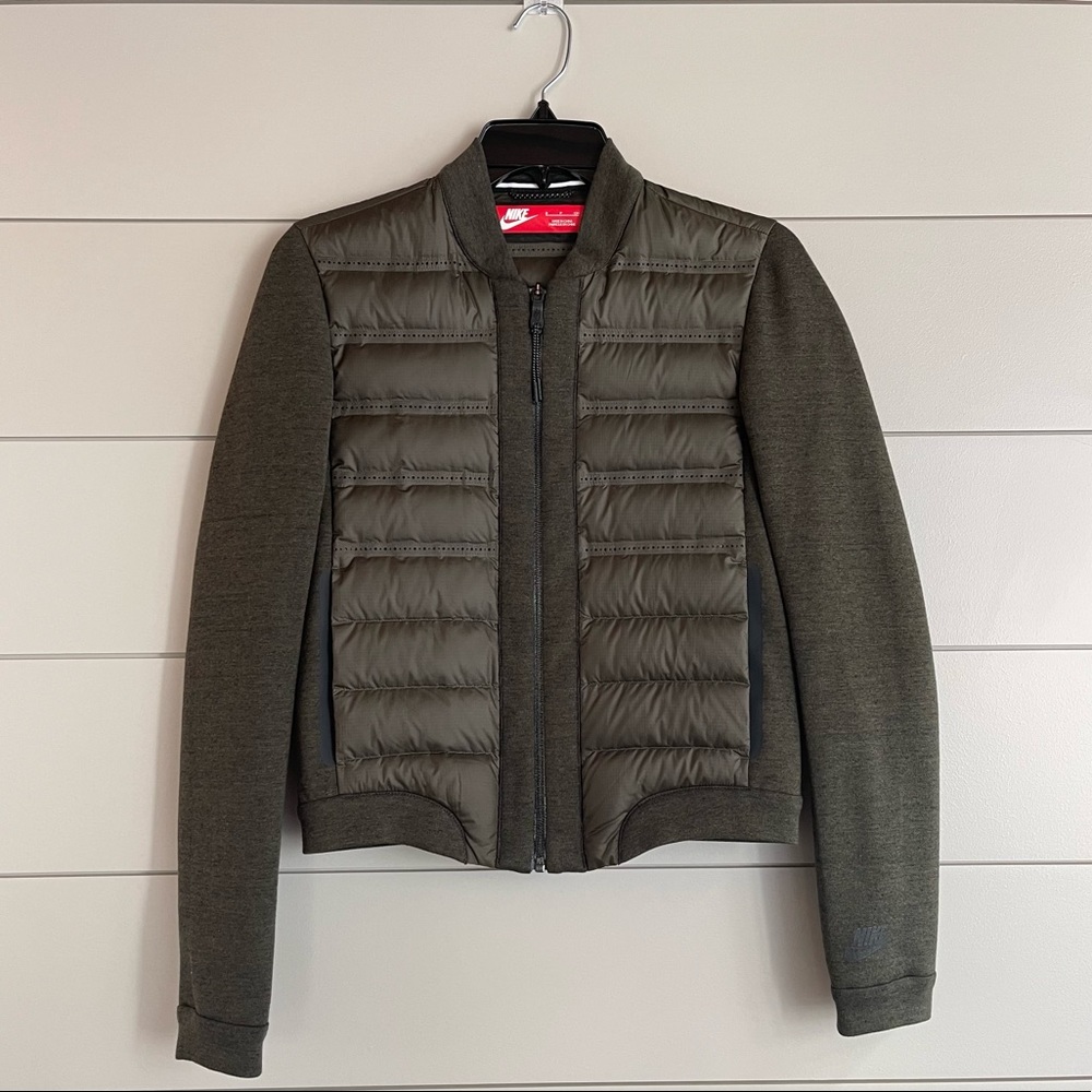Nike Jacket Size Small NWOT